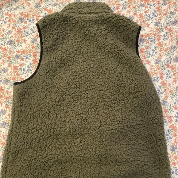 Green time and tru vest size medium - Picture 2 of 4